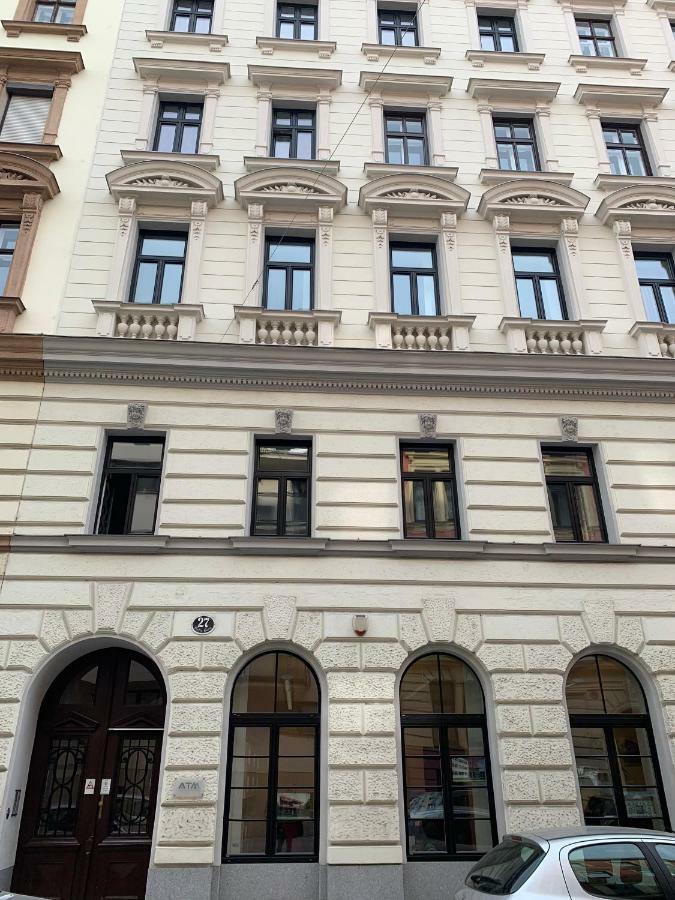 Vienna's Most Charming Apartment Wien